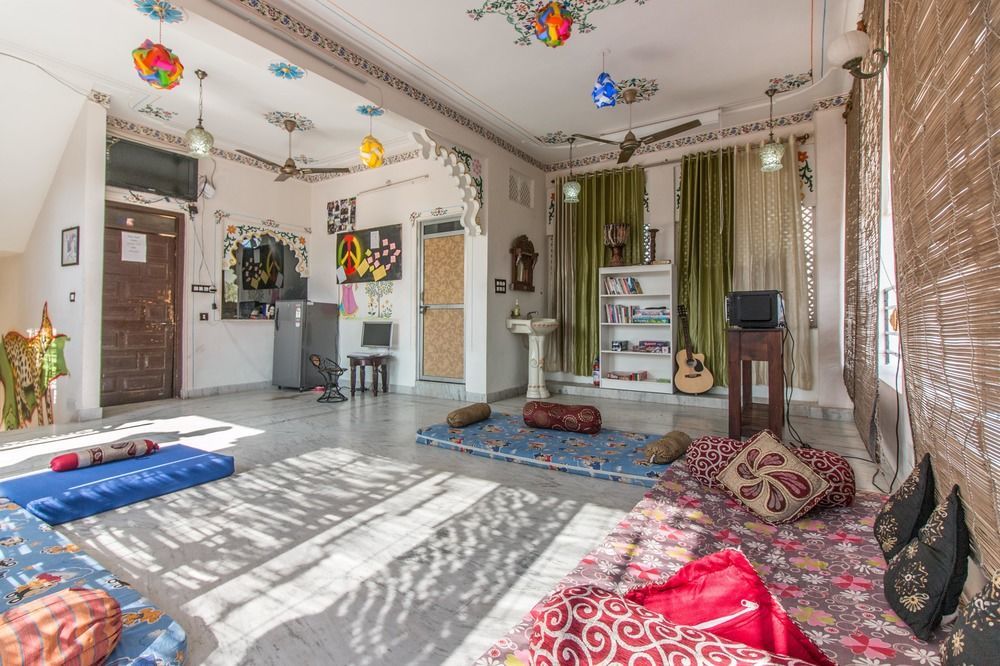 Backpacker Panda Lake Pichola Udaipur Exterior photo